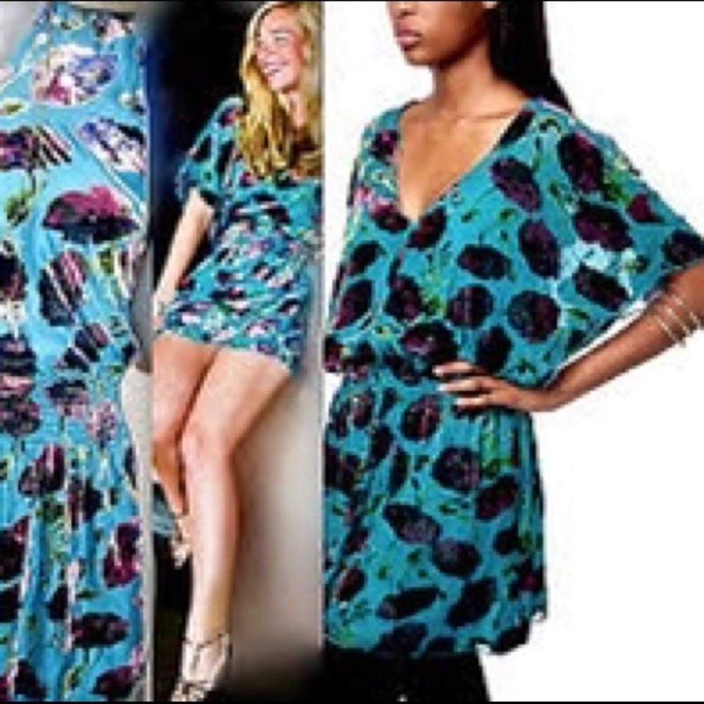 Betsey Johnson Mini Dress Velvet Floral Tunic - Picture 3 of 5